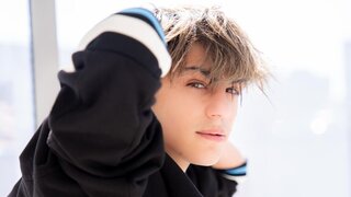 Naked ErikHawk gallery