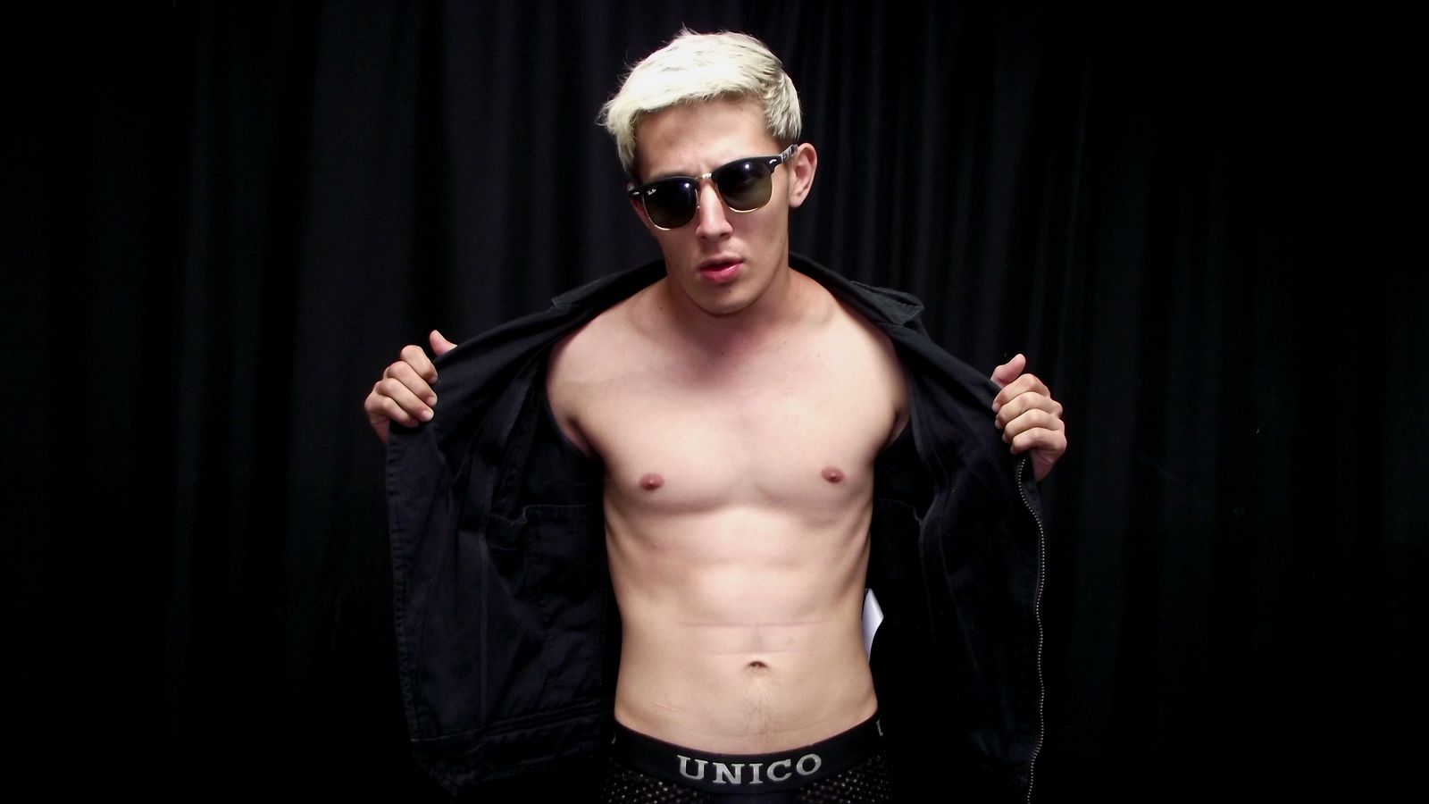 Naked JAKOBCUTE gallery