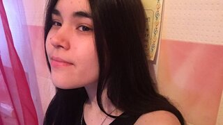 Naked LaurettaWhile gallery