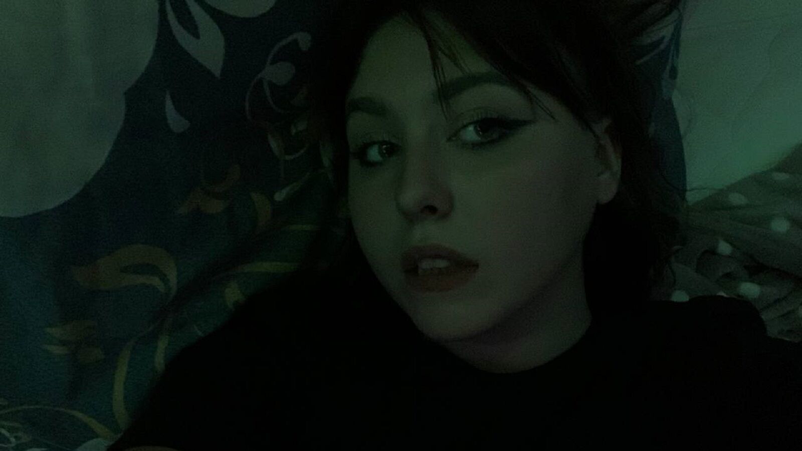 Naked ViolaAlen gallery